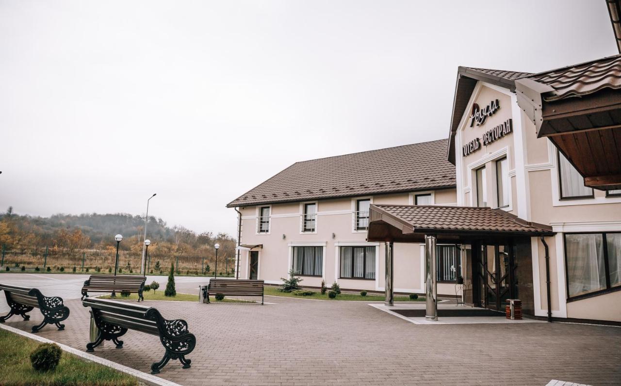 Роляда Hotel Tysmenytsia Exterior foto