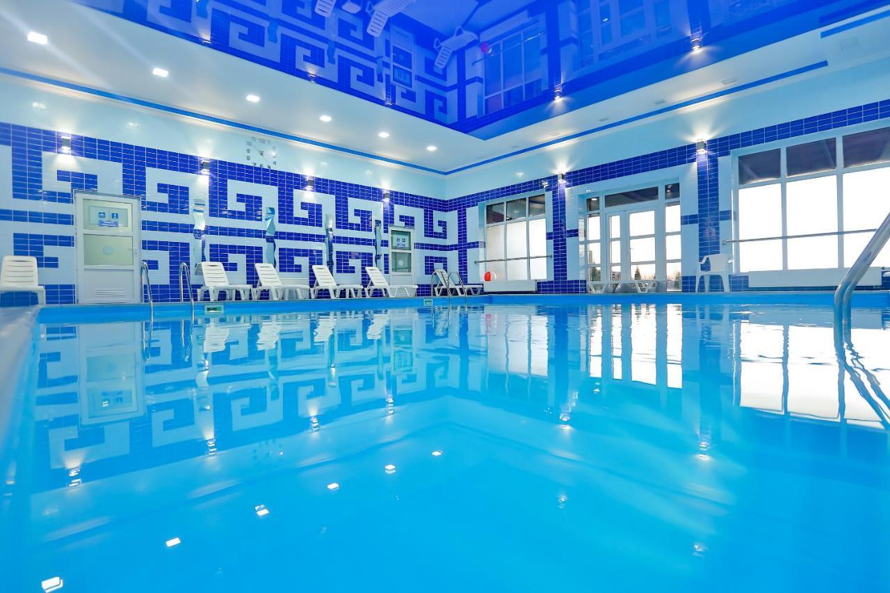 Роляда Hotel Tysmenytsia Exterior foto